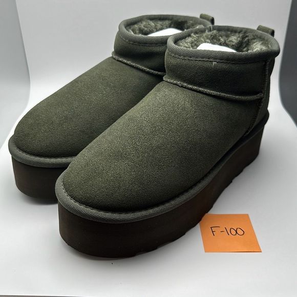 CUSHIONAIRE Women's Genuine Suede pull on platform boot 8 GREEN - Picture 3 of 7